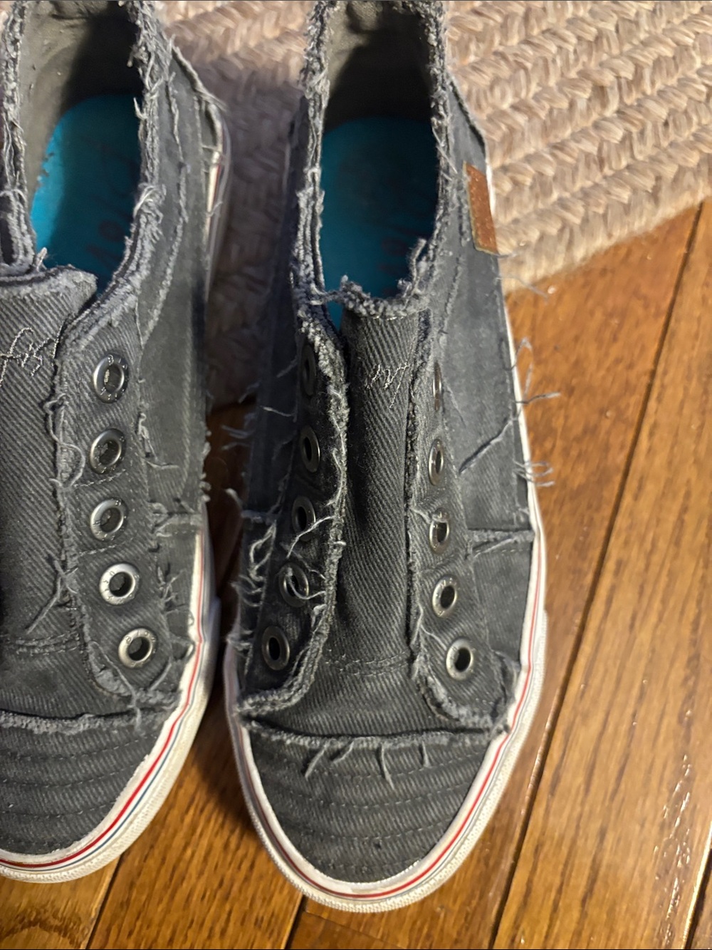 Frayed Low-Top Canvas Slip-On Sneakers - Gray - Picture 2 of 4